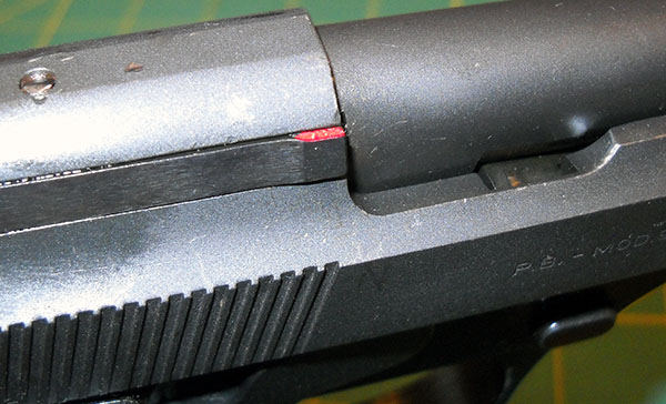 detail, Beretta 92S loaded-chamber indicator
